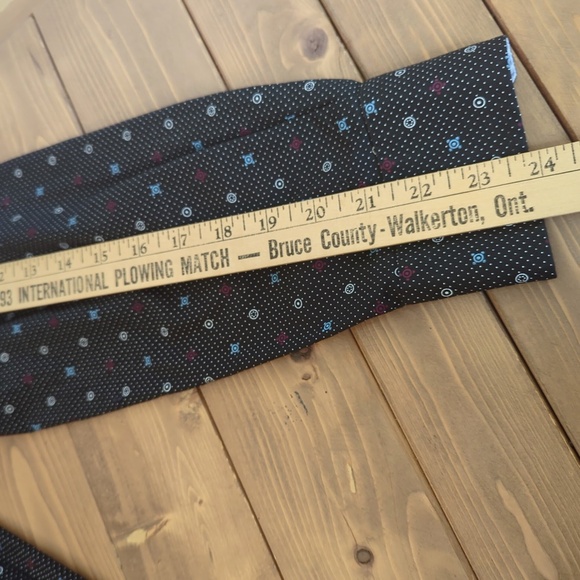 Ben Sherman Black Geometric Print Long Sleeve Button Down Shirt - Picture 10 of 12